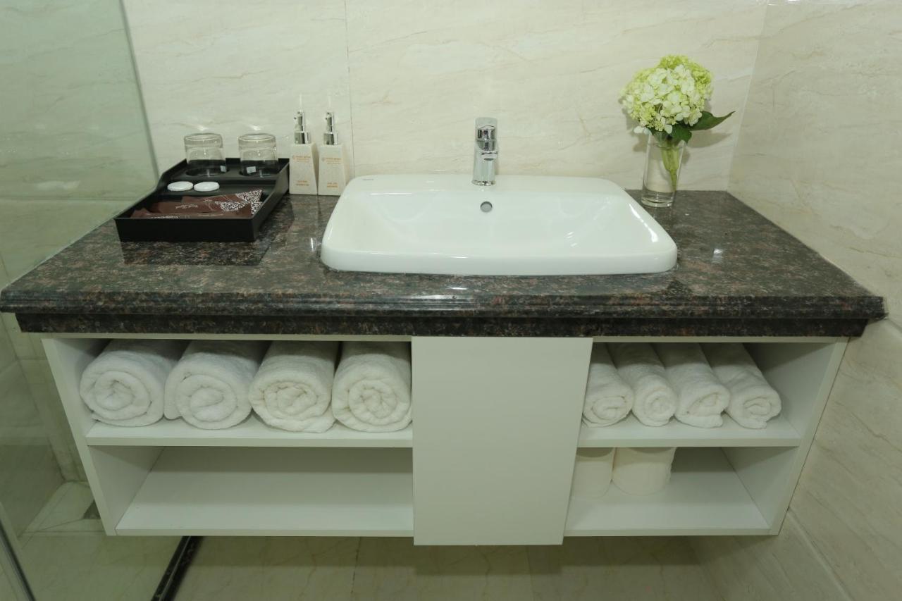 Ninh Binh Premier Hotel ภายนอก รูปภาพ